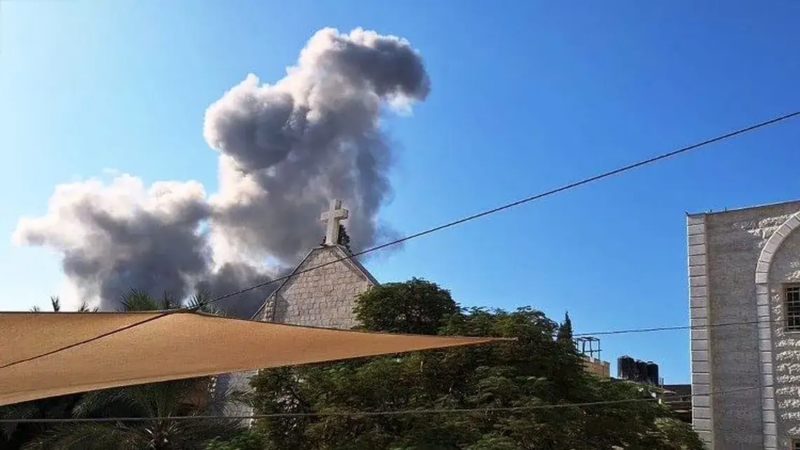 Israel bombardea la única iglesia católica de Gaza y ataque deja al menos 4 muertos 4 image 31