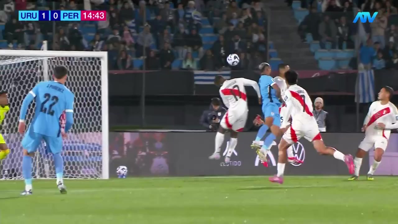 14'  Gol de Uruguay