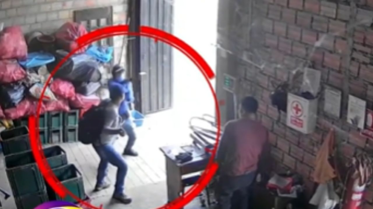¡Ningún negocio se salva! Asaltantes en moto roban “chatarrería” en Iquitos