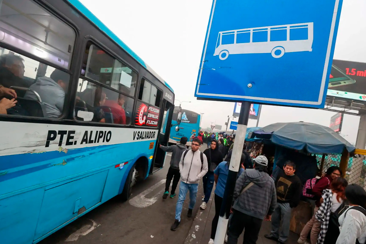 Paro nacional: Buses de transporte público no acatan medida y circulan con normalidad