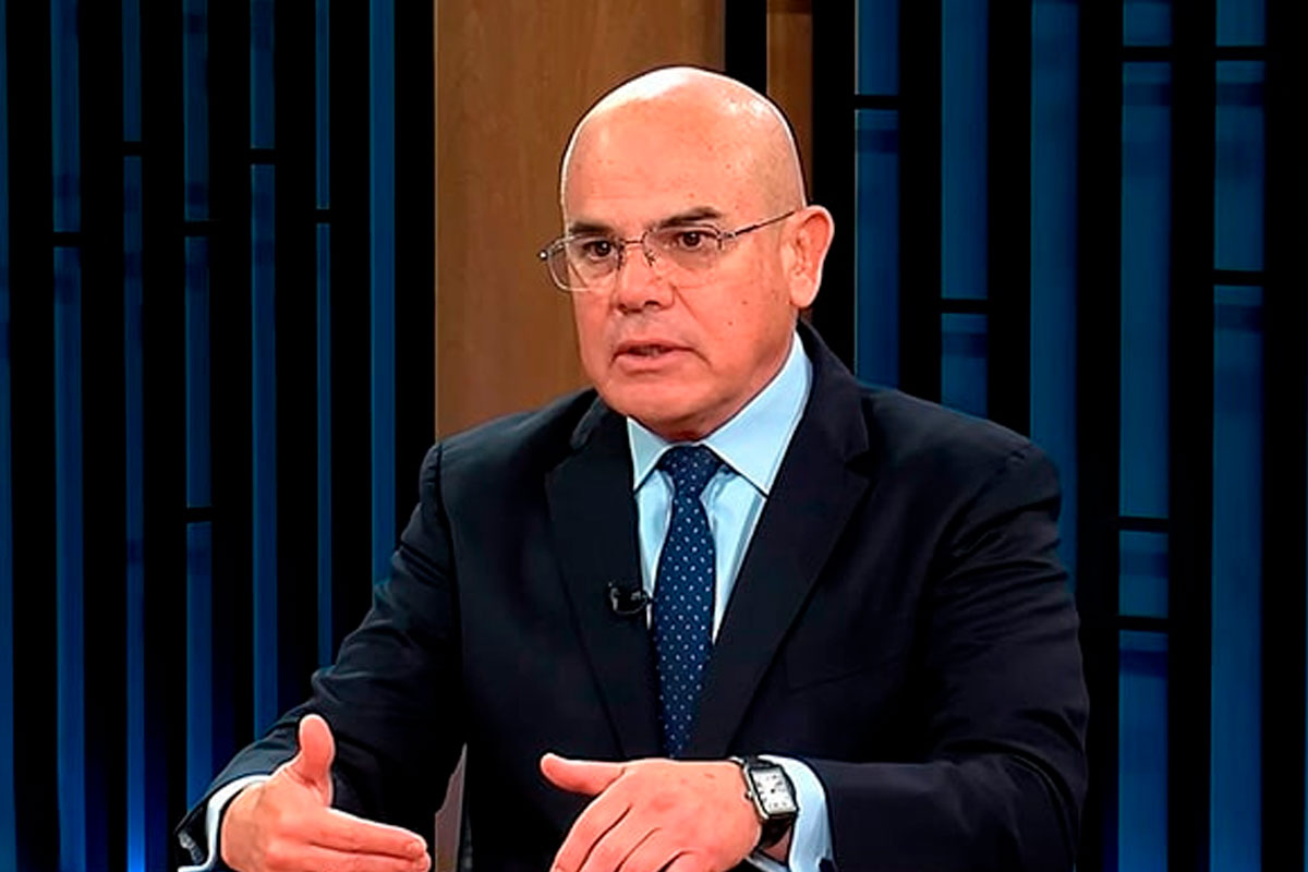 Ernesto Álvarez sería el premier del presidente José Jerí