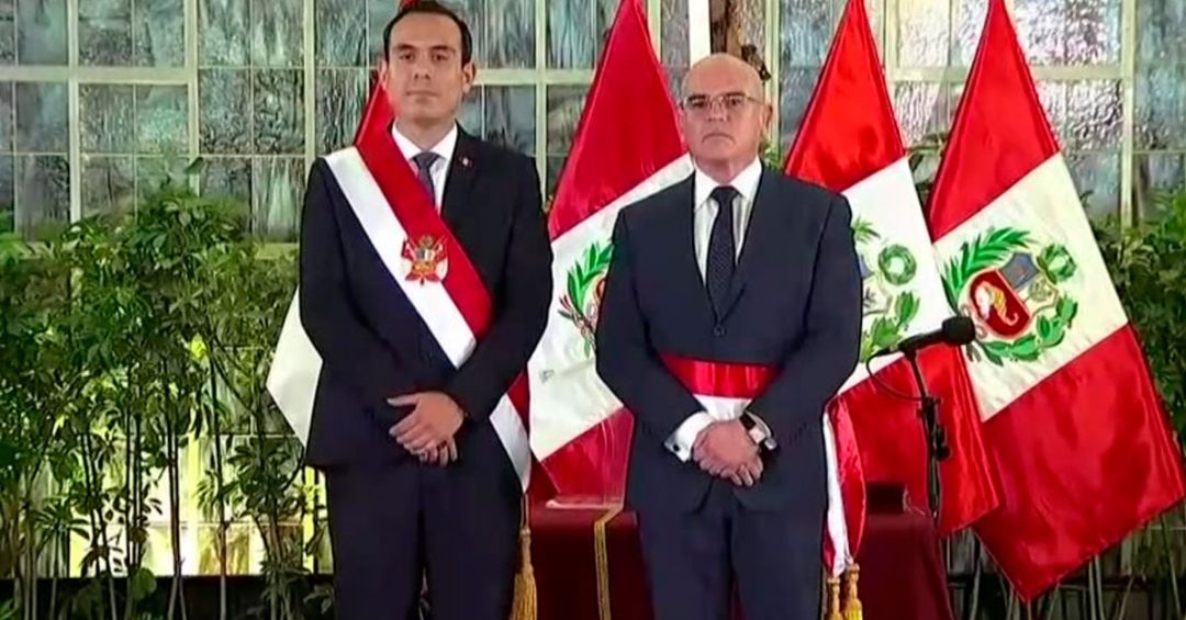Ernesto Álvarez jura como nuevo presidente del Consejo de Ministros