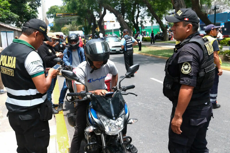 Multas de hasta S/ 1,320 por ir dos personas en moto en Lima y Callao: Montos, sanciones y qué dice la norma - ATV