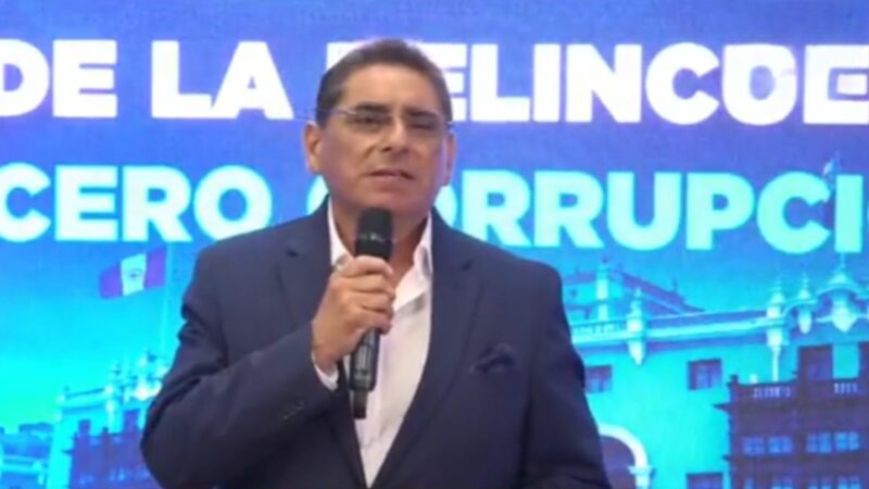 Carlos Álvarez, excandidato presidencial, durante sus declaraciones sobre los resultados electorales y el próximo gobierno