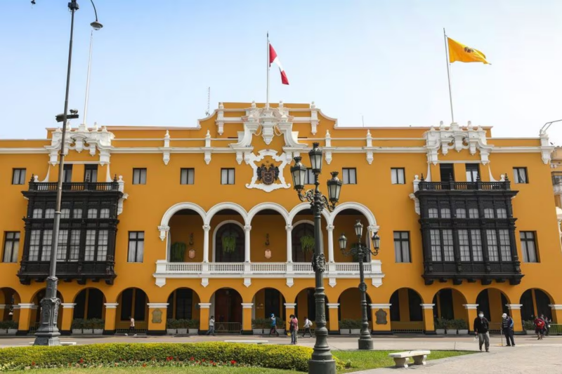 Candidatos a la Alcaldía de Lima en el registro del Jurado Nacional de Elecciones para las elecciones 2026.