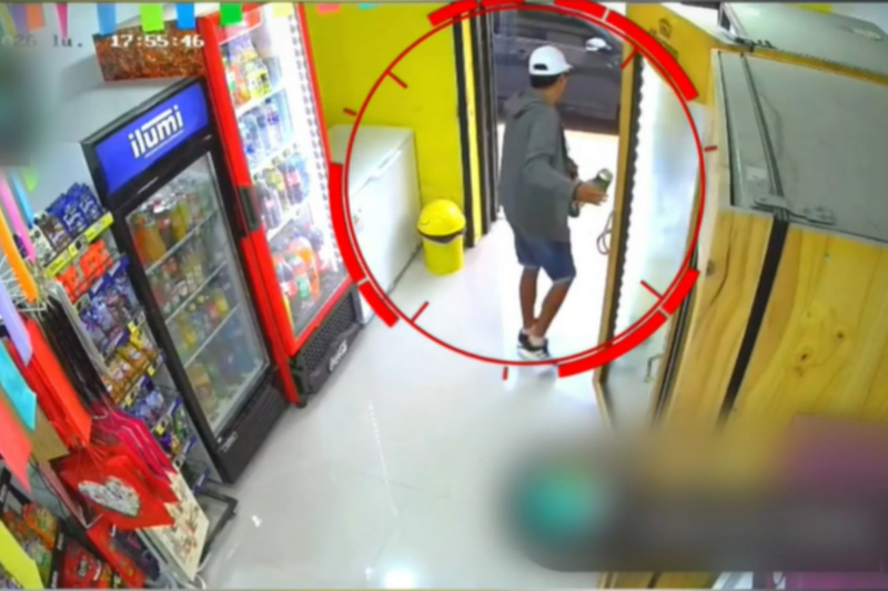 Hombre roba “chelas" bien heladas para celebrar el Día del Padre