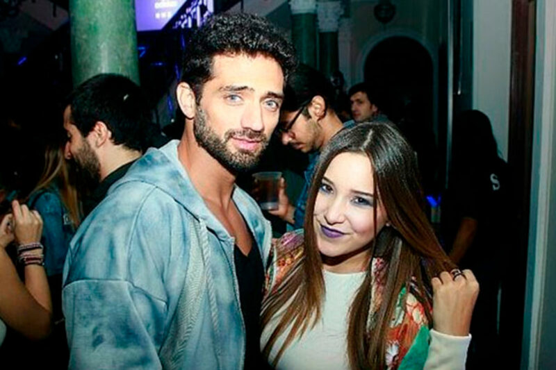 Pablo Heredia y Ale Fuller durante la promoción de la telenovela Ven Baila Quinceañera