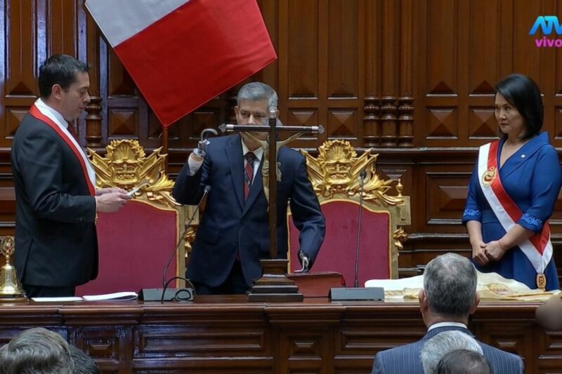 Luis Galarreta juró como presidente de la PCM y Óscar Reto como titular de la Cámara de Diputados