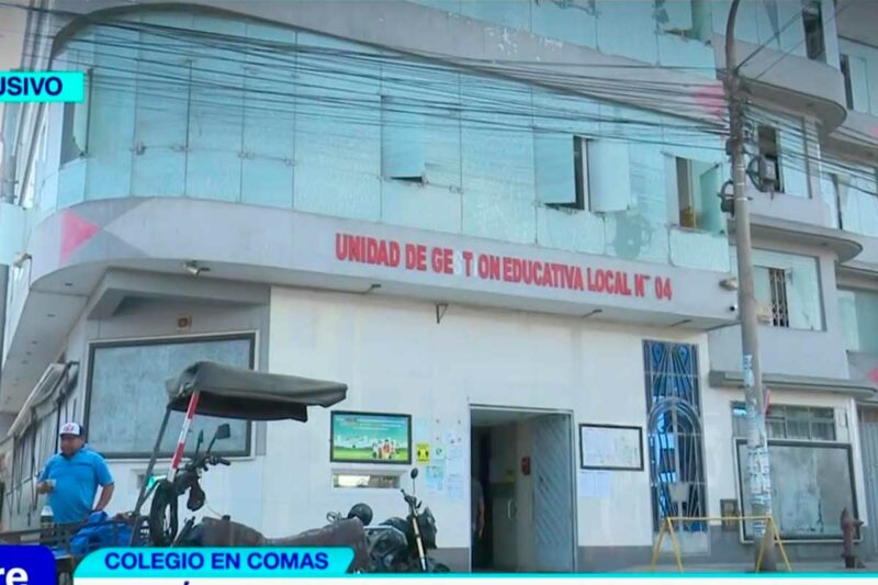 Padres de familia protestan en colegio de Comas por denuncias de abuso contra maestros