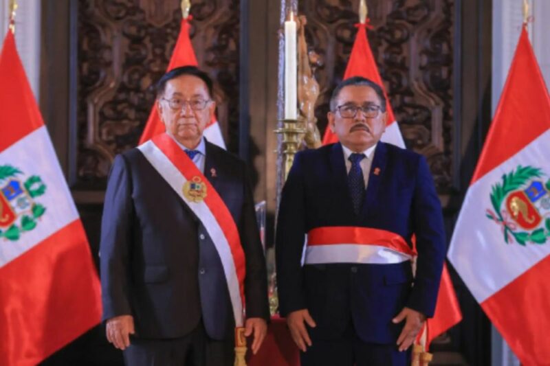 Jorge Marticorena juró como nuevo ministro de Educación en medio del cambio de gobierno