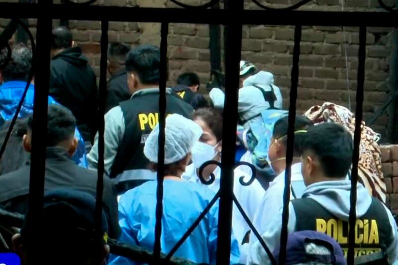 Fachada quemada de vivienda en La Victoria tras ataque de extorsionadores en Lima