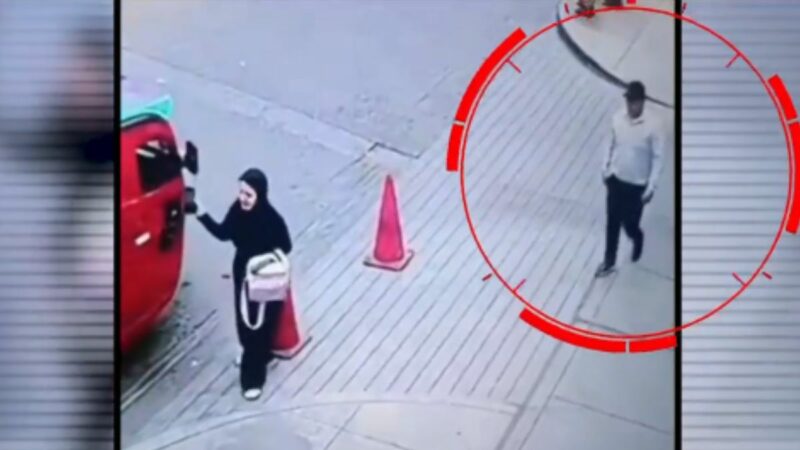 Mujer víctima de robo de celular al pagar su mototaxi en el condominio Los Laureles de Comas.