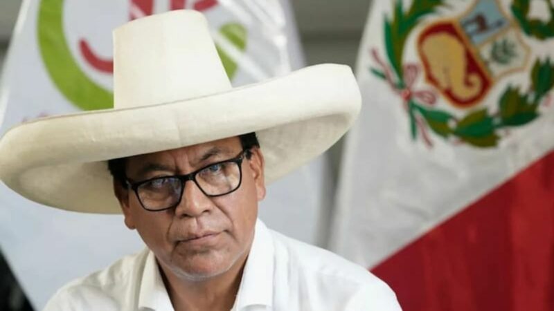 Roberto Sánchez durante declaración tras reconocer su derrota ante Keiko Fujimori en las elecciones