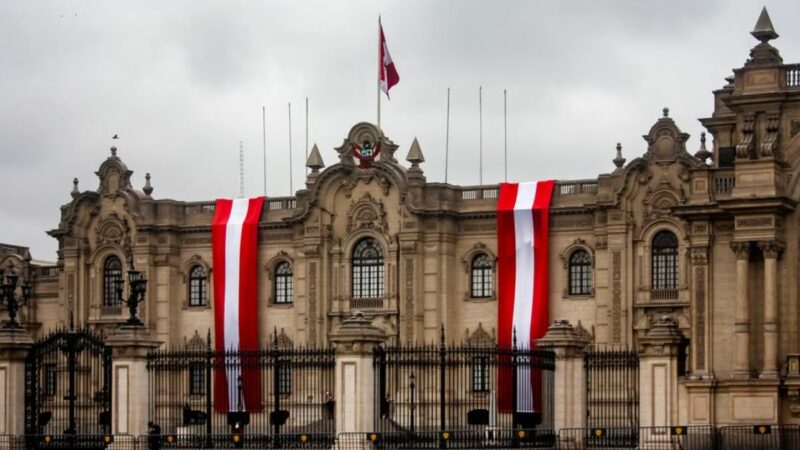 sucesión presidencial en Perú