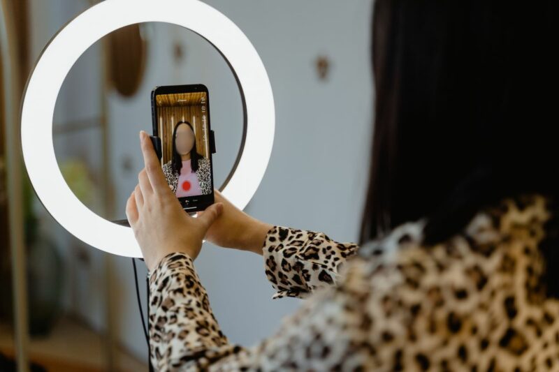 TikTok menores y seguridad infantil: Europa cuestiona las medidas de privacidad de la aplicación