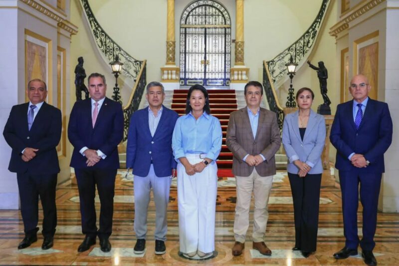 Tras reunión con el fiscal de la Nación, Keiko Fujimori asegura: “Que los delincuentes terminen en prisión”