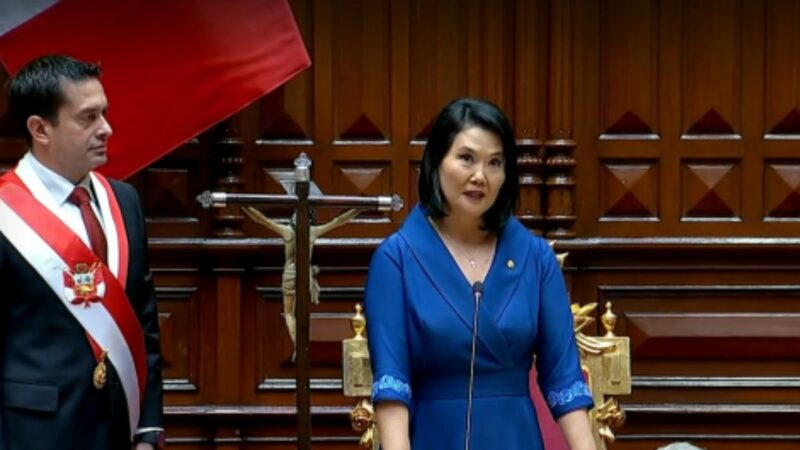 Keiko Fujimori durante su primera semana de gobierno en transmisión oficial y recorrido por regiones